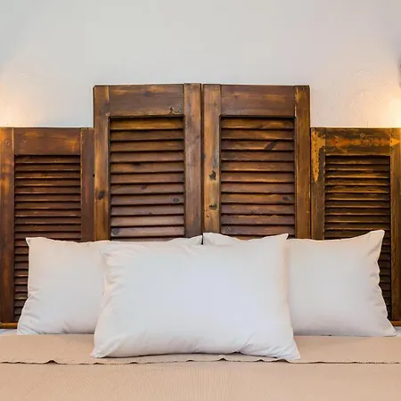 Apartment Studios Lotos *