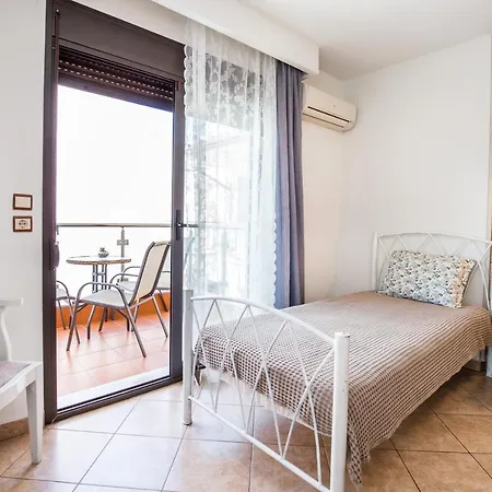 Studios Lotos Apartment