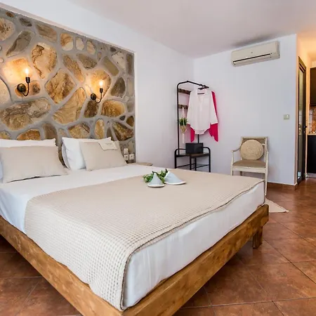 Lotos Appartement Potos